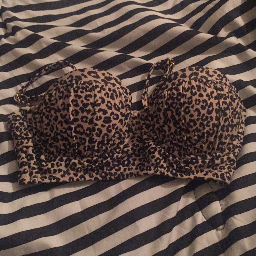 XS target bathing suit top
